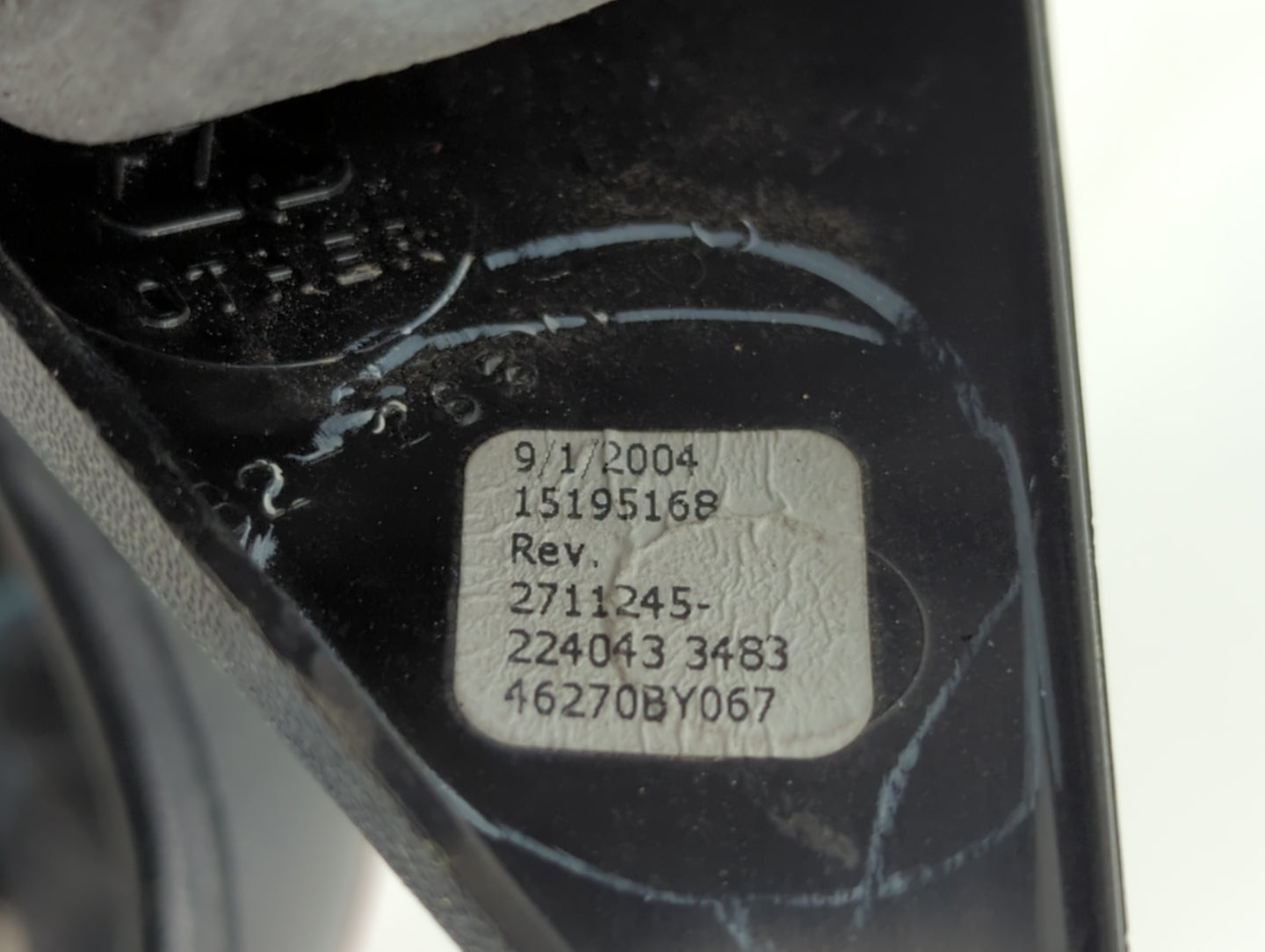 2003-2006 Gmc Yukon Xl 1500 Passenger Side View Mirror - Right Door Mirror OEM Used - Oemusedautoparts1.com