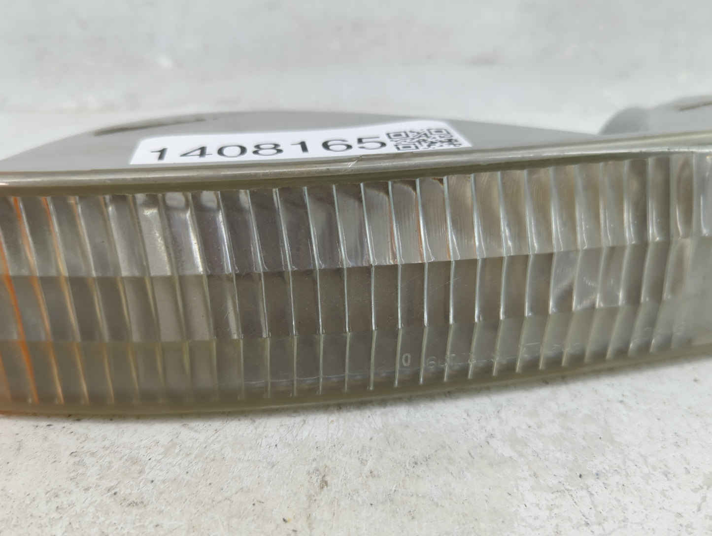 2000-2006 Gmc Yukon Xl 1500 Driver Left Oem Head Light Headlight Lamp - Oemusedautoparts1.com