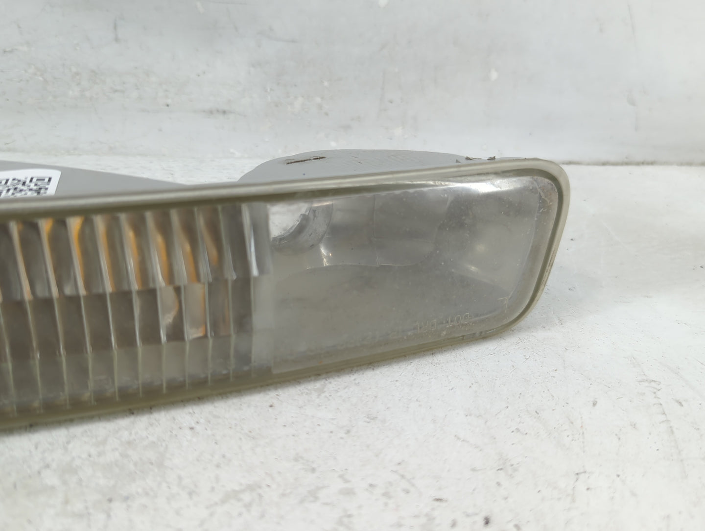 2000-2006 Gmc Yukon Xl 1500 Driver Left Oem Head Light Headlight Lamp - Oemusedautoparts1.com