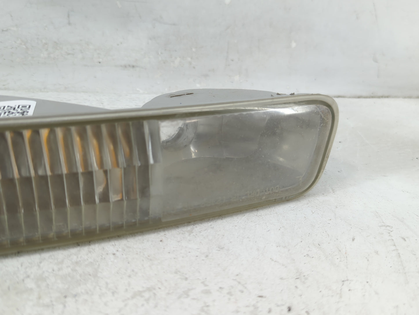 2000-2006 Gmc Yukon Xl 1500 Driver Left Oem Head Light Headlight Lamp - Oemusedautoparts1.com
