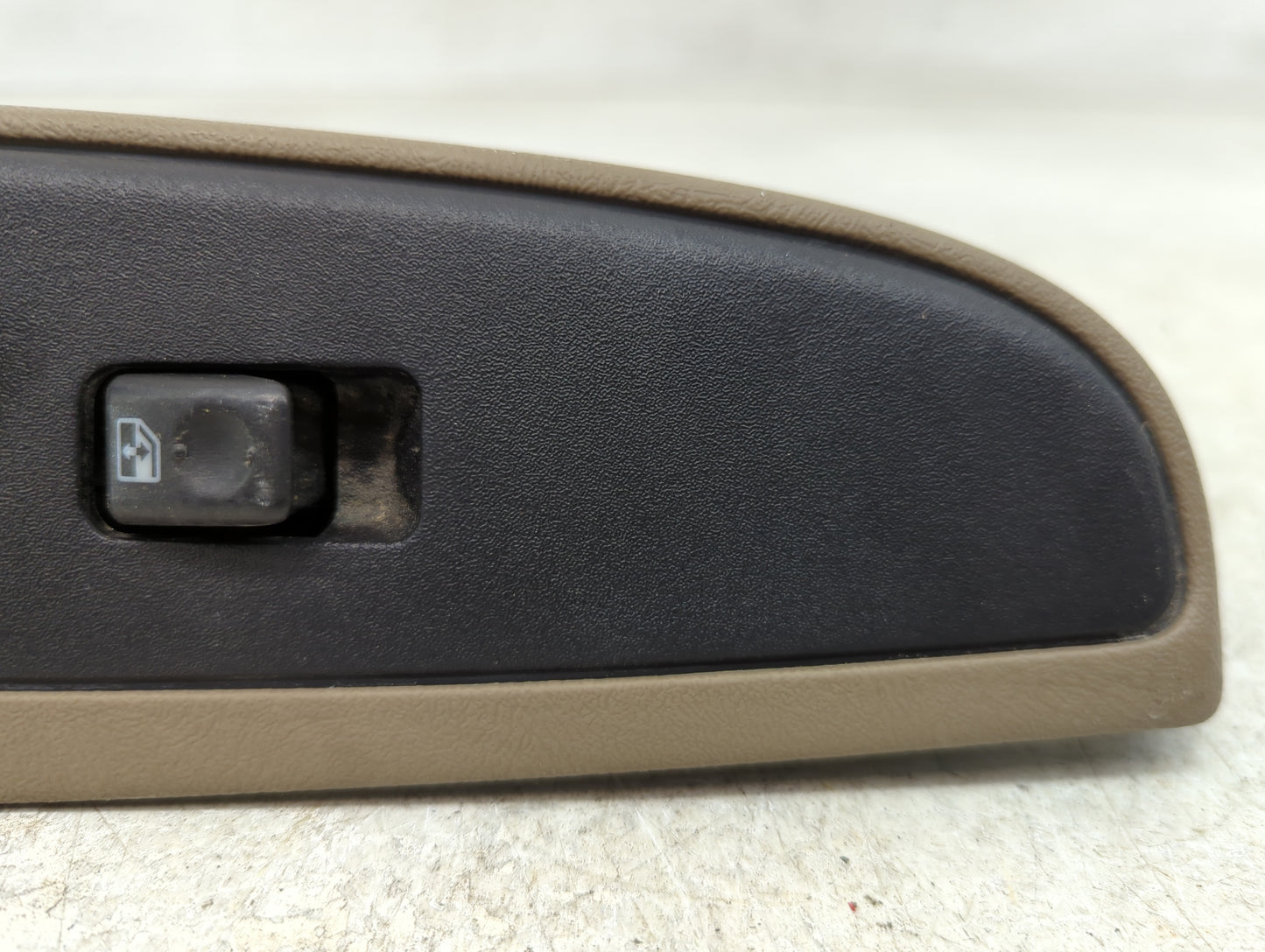 2003-2006 Gmc Yukon Xl 1500 Master Power Window Switch Replacement Driver Side Left P/N:21997591 Fits Fits 2003 2004 2005 20