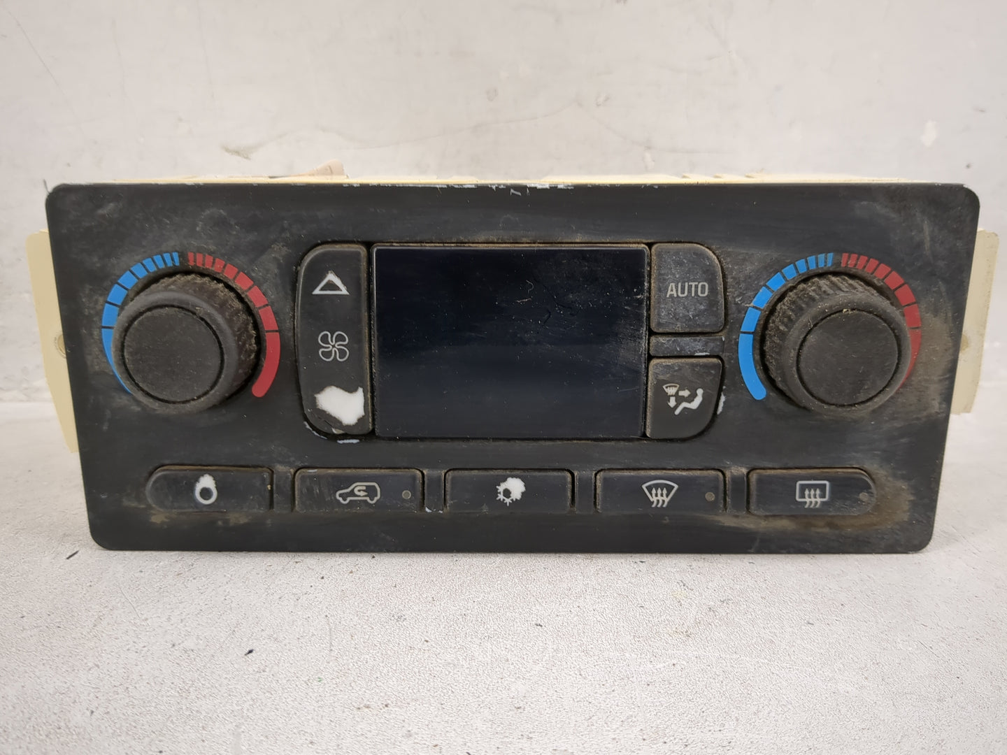 2005-2006 Gmc Yukon Xl 1500 Climate Control Module Temperature AC/Heater Replacement Fits Fits 2005 2006 2007 OEM Used Auto 