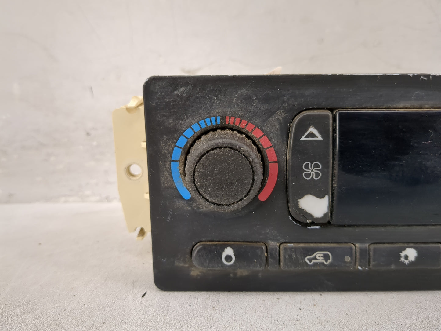 2005-2006 Gmc Yukon Xl 1500 Climate Control Module Temperature AC/Heater Replacement Fits Fits 2005 2006 2007 OEM Used Auto 