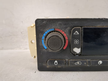 2005-2006 Gmc Yukon Xl 1500 Climate Control Module Temperature AC/Heater Replacement Fits Fits 2005 2006 2007 OEM Used Auto Parts