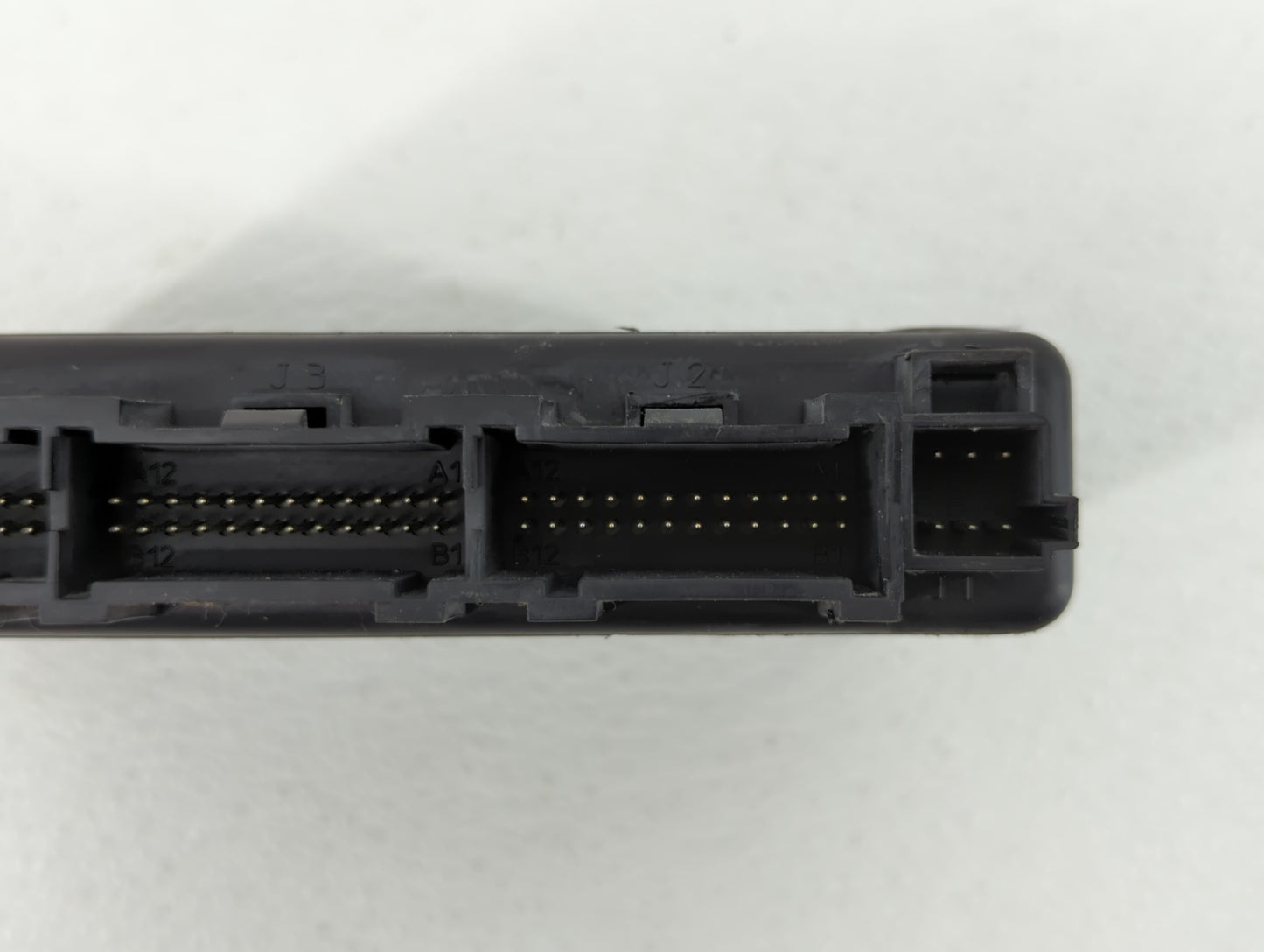 2005 Gmc Yukon Xl 1500 PCM Engine Control Computer ECU ECM PCU OEM P/N:1513877 15136225 Fits OEM Used Auto Parts - Oemusedau