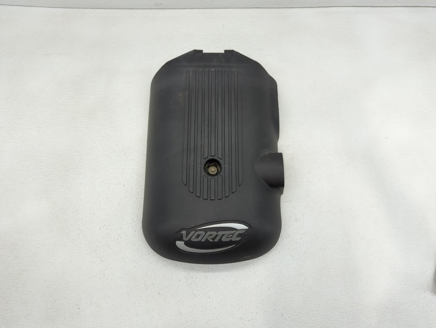 2005 Gmc Yukon Xl 1500 Engine Cover - Oemusedautoparts1.com