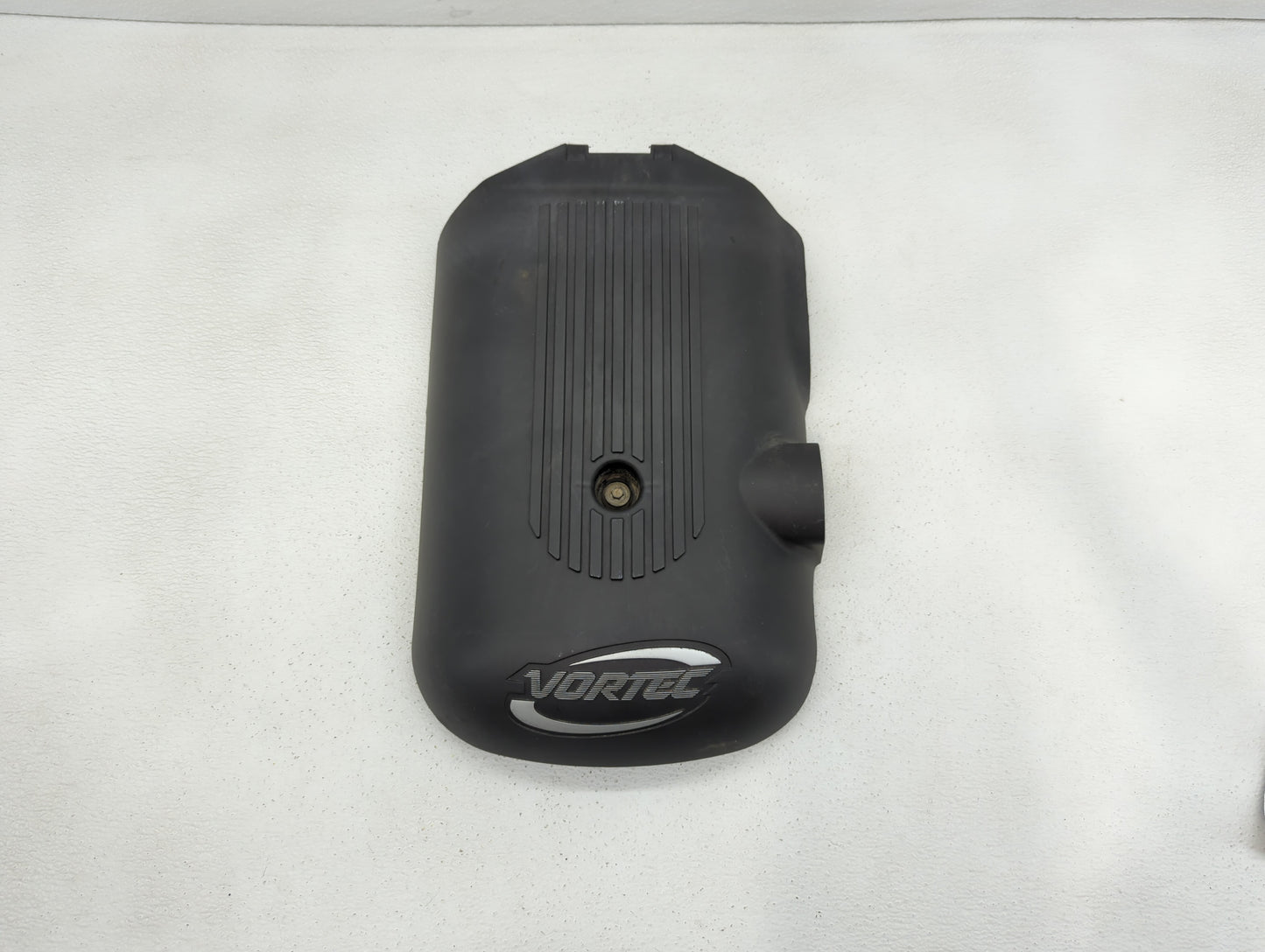 2005 Gmc Yukon Xl 1500 Engine Cover - Oemusedautoparts1.com
