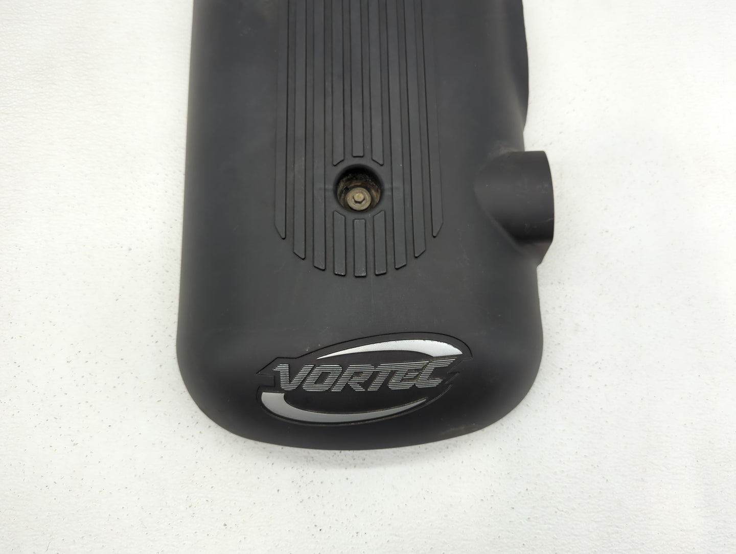 2005 Gmc Yukon Xl 1500 Engine Cover - Oemusedautoparts1.com