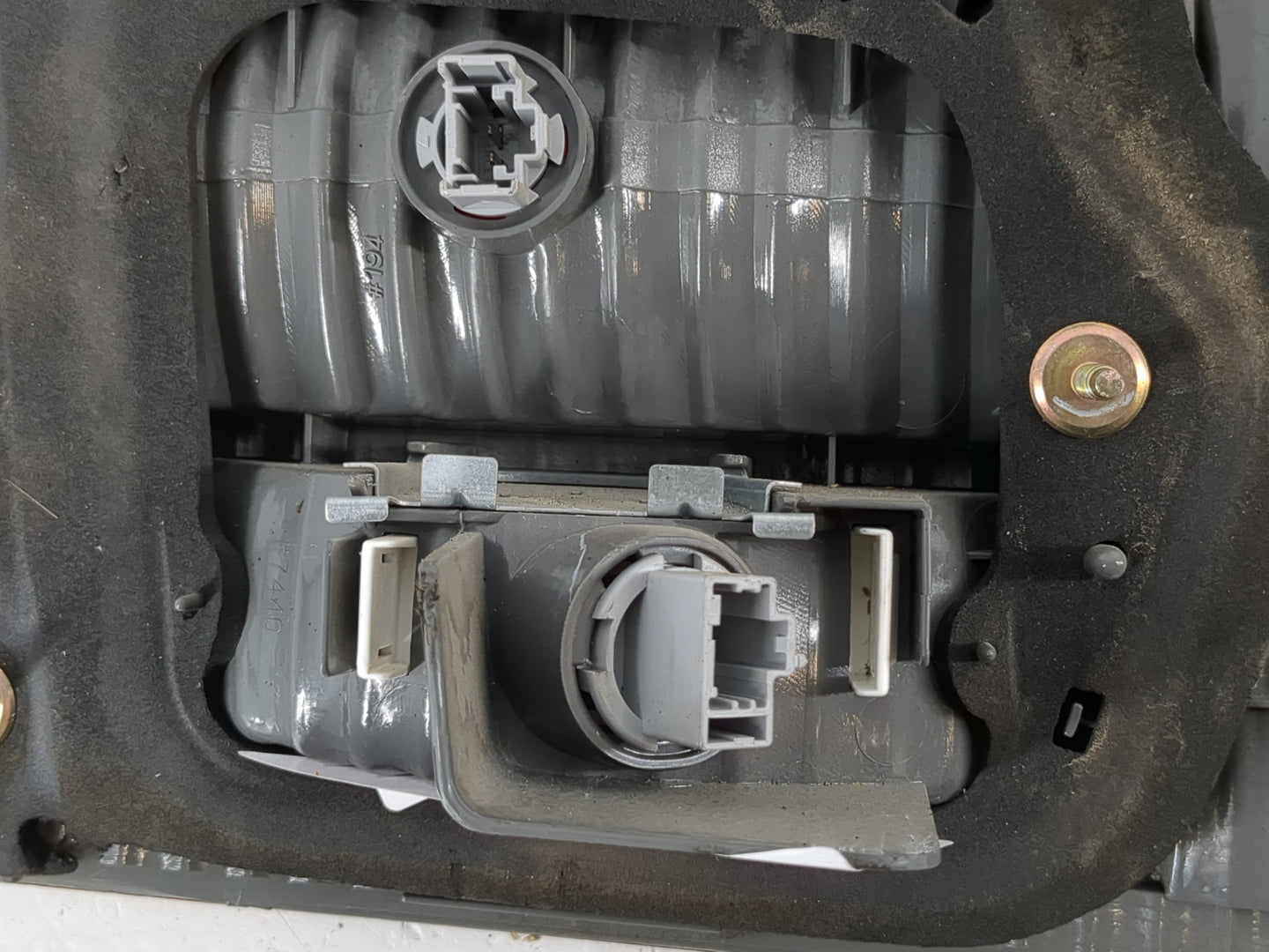 2005 Honda Accord Tail Light Assembly Passenger Right OEM Fits OEM Used Auto Parts - Oemusedautoparts1.com