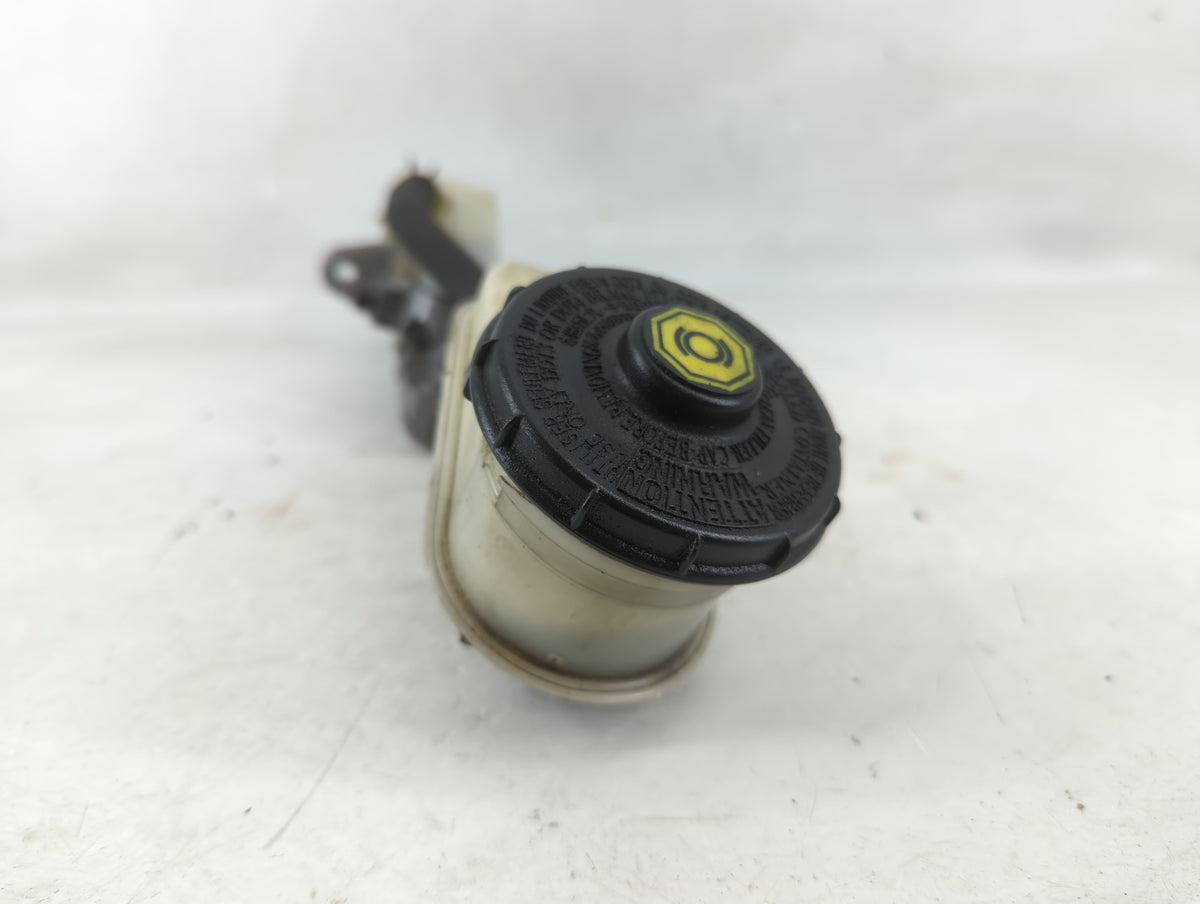2005-2007 Honda Accord Brake Master Cylinder 1208642 - Oemusedautoparts1.com