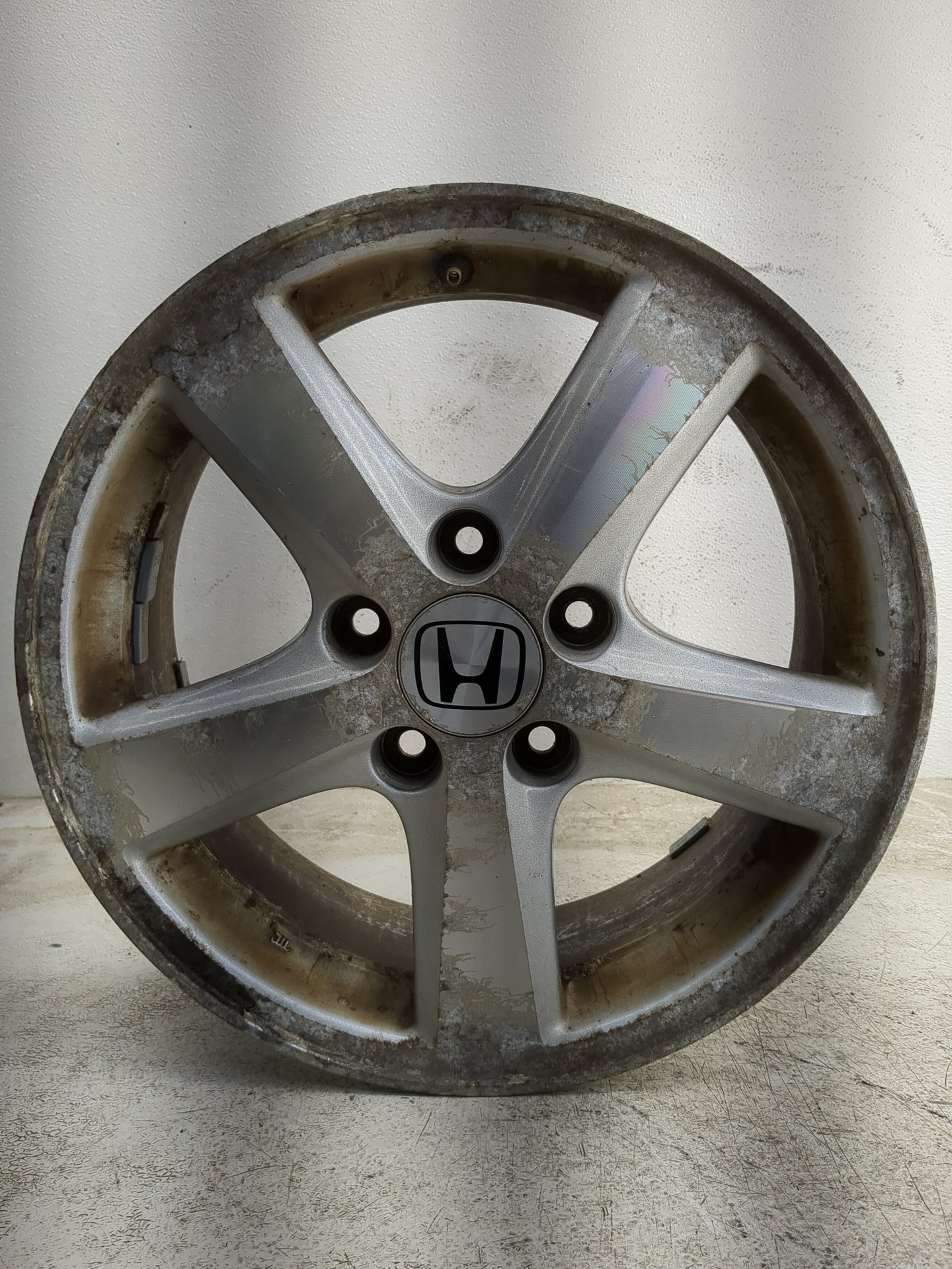 2003-2005 Honda Accord Oem Wheel Rim - Oemusedautoparts1.com