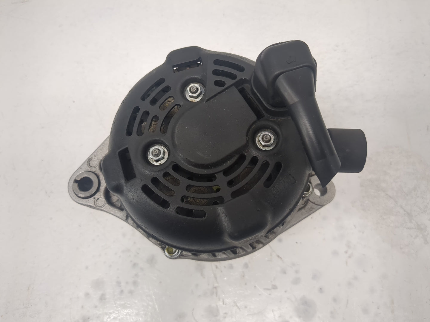 2004-2007 Honda Accord Alternator Replacement Generator Charging Assembly Engine OEM P/N:TN104210-4480 Fits OEM Used Auto Pa