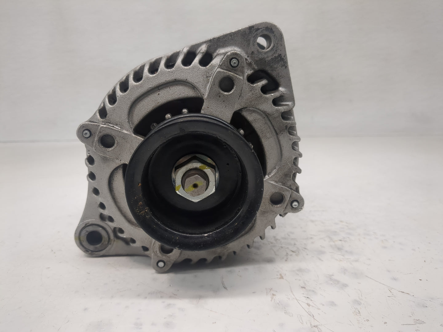 2004-2007 Honda Accord Alternator Replacement Generator Charging Assembly Engine OEM P/N:TN104210-4480 Fits OEM Used Auto Pa