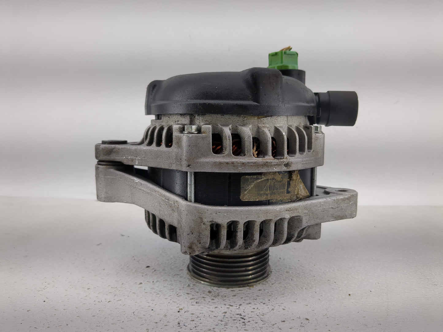 2004-2007 Honda Accord Alternator Replacement Generator Charging Assembly Engine OEM P/N:TN104210-4480 Fits OEM Used Auto Pa