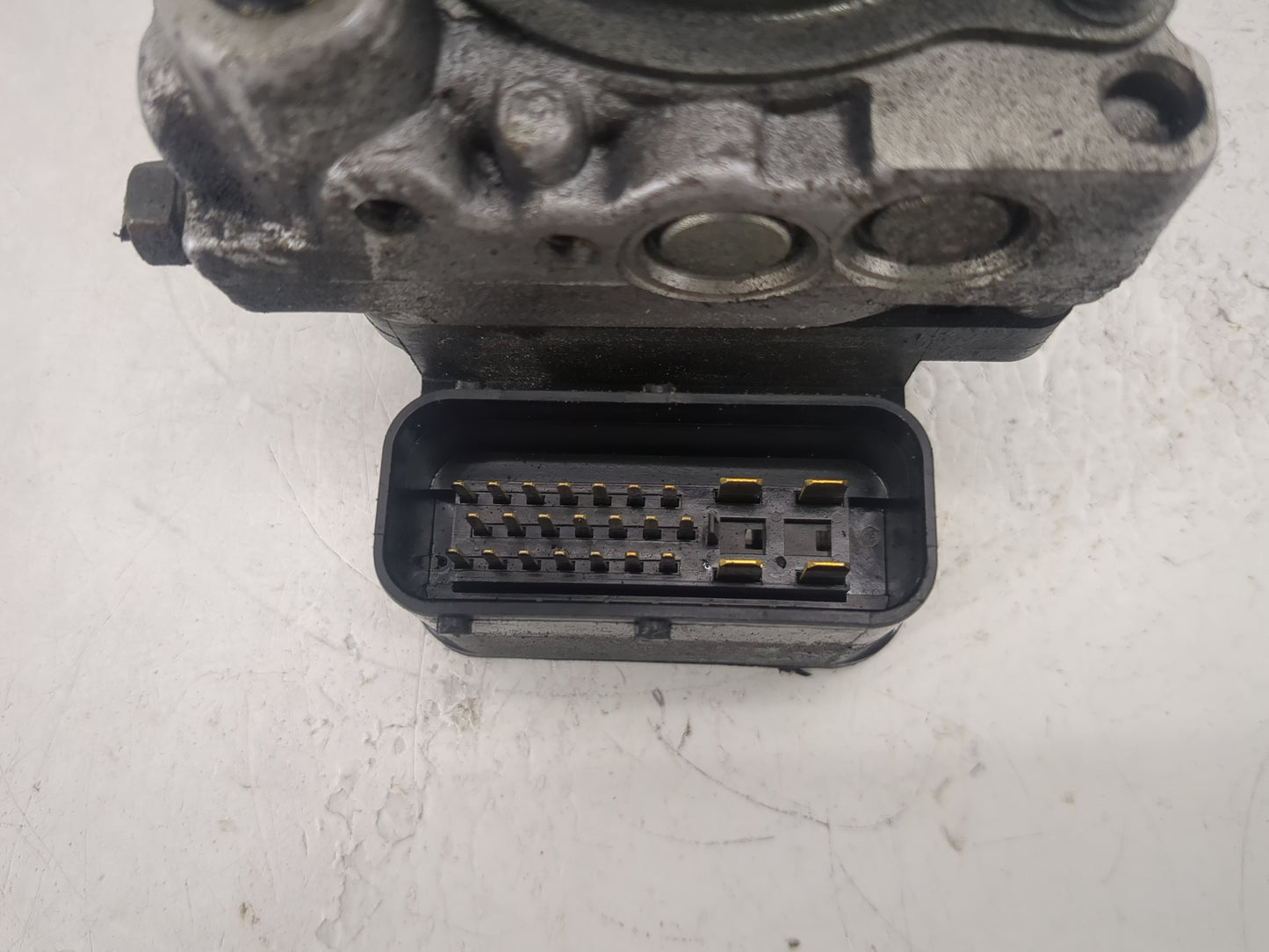 2005-2007 Honda Accord ABS Pump Control Module Replacement Fits Fits 2005 2006 2007 OEM Used Auto Parts - Oemusedautoparts1.