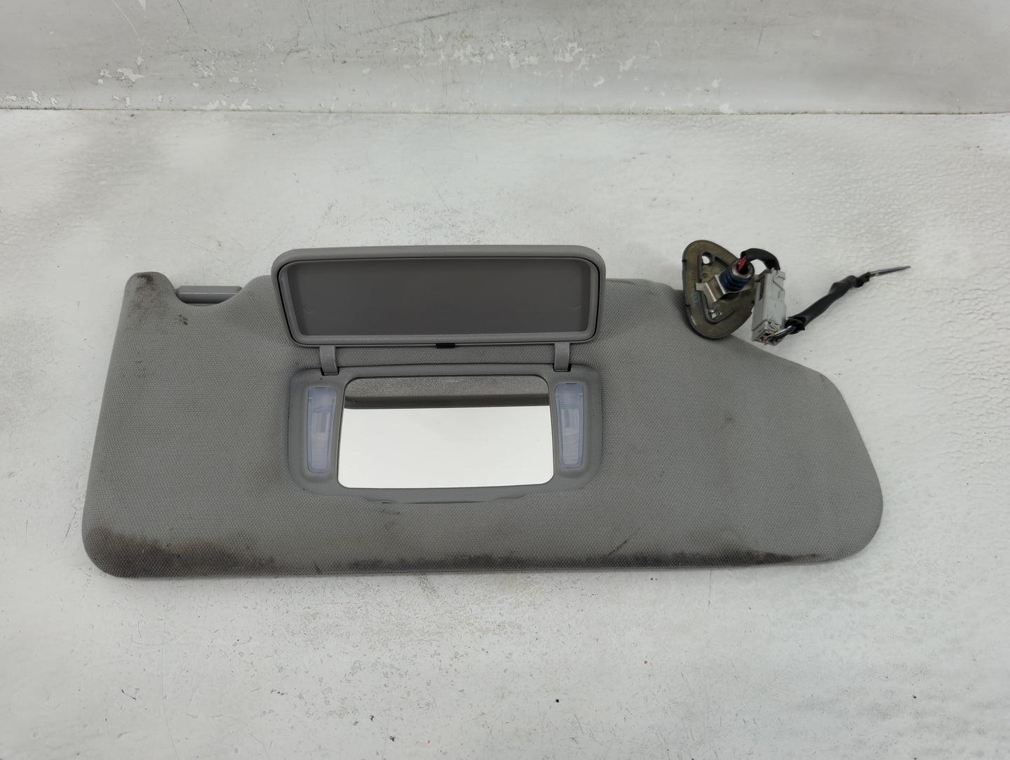 2003-2007 Honda Accord Sun Visor Shade Replacement Passenger Right Mirror Fits Fits 2003 2004 2005 2006 2007 OEM Used Auto P