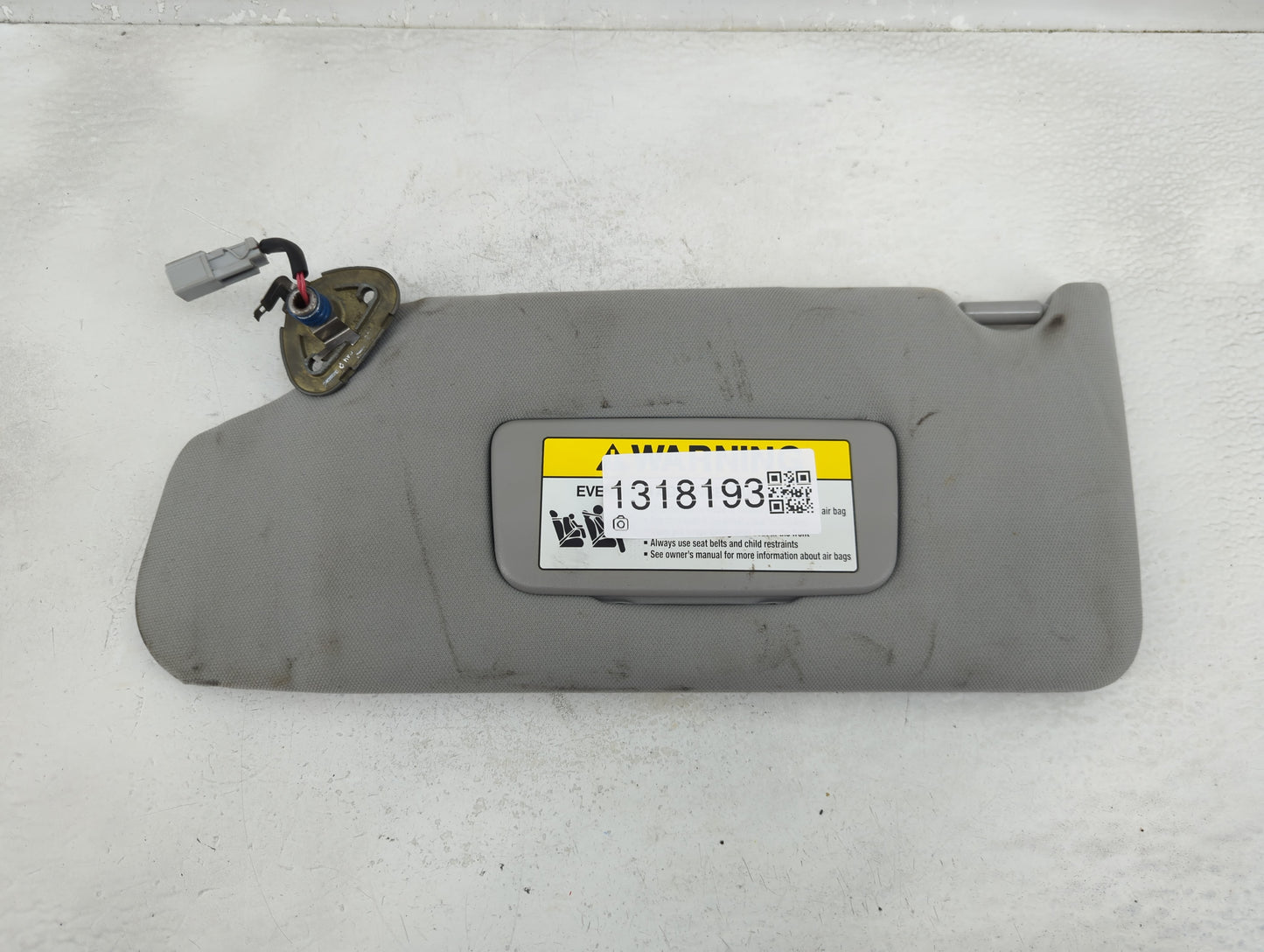 2003-2007 Honda Accord Sun Visor Shade Replacement Driver Left Mirror Fits Fits 2003 2004 2005 2006 2007 OEM Used Auto Parts