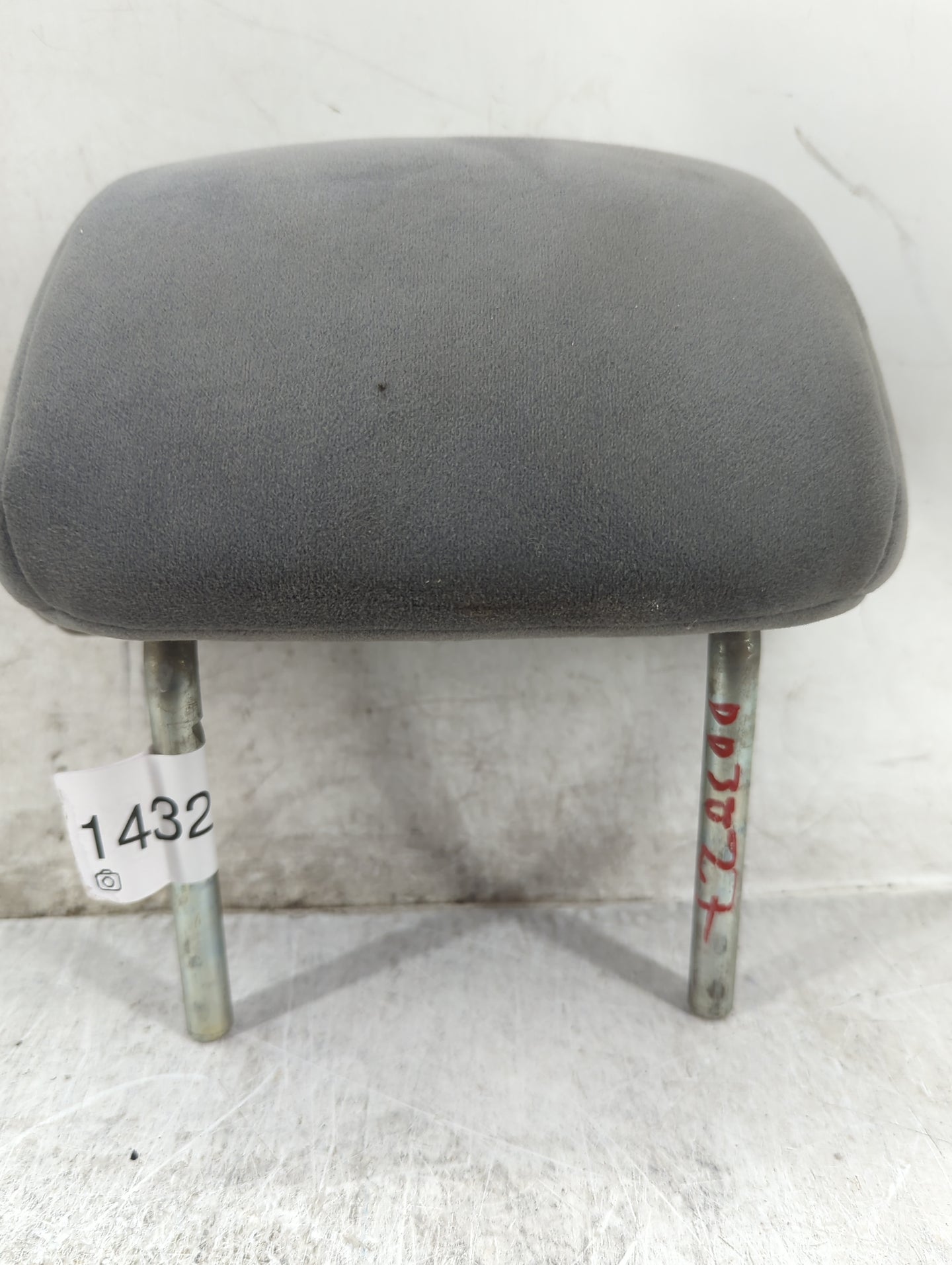 2005-2007 Honda Accord Headrest Head Rest Front Driver Passenger Seat Fits Fits 2005 2006 2007 OEM Used Auto Parts - Oemused