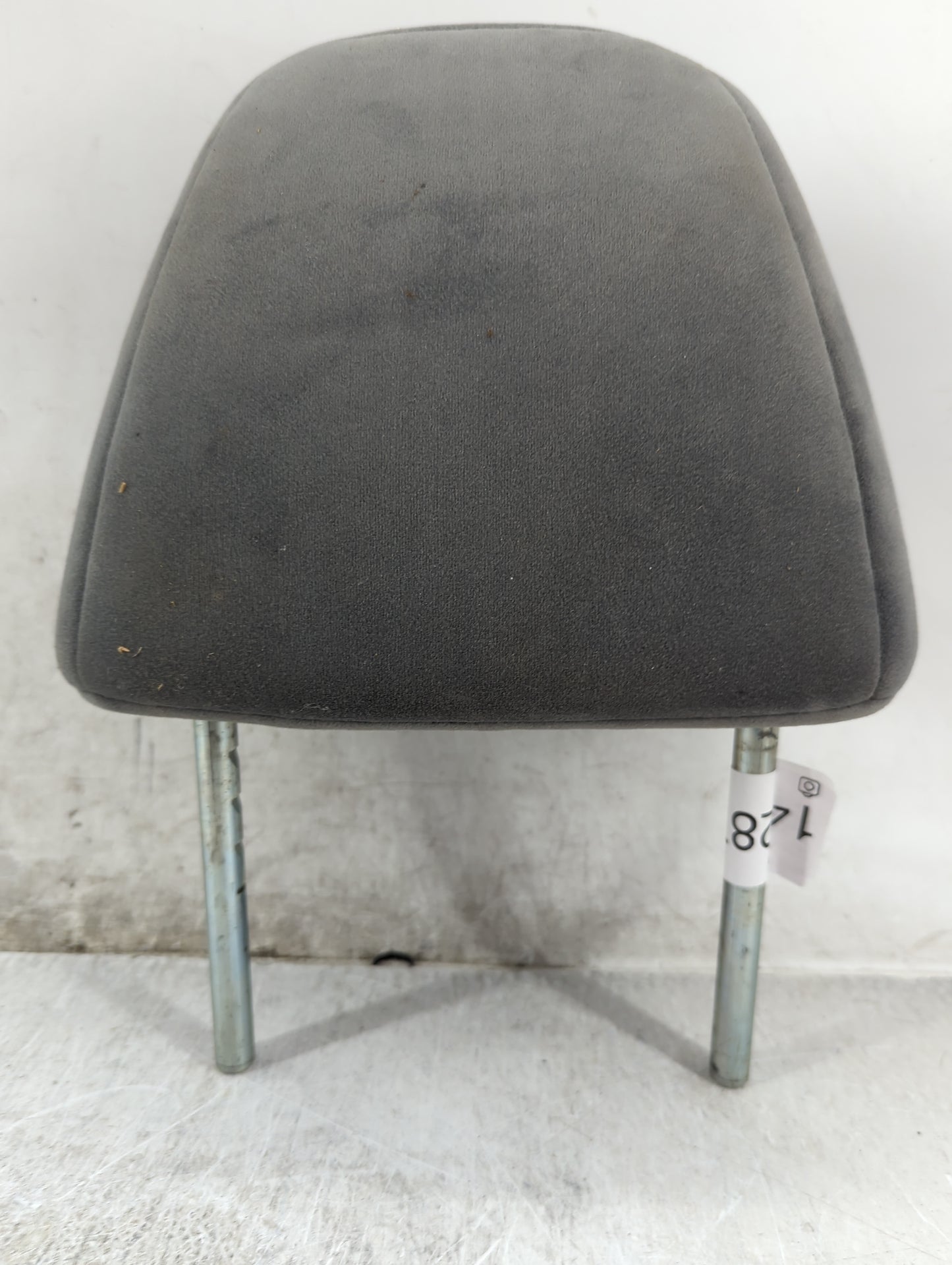 2005-2007 Honda Accord Headrest Head Rest Rear Seat Fits Fits 2005 2006 2007 OEM Used Auto Parts - Oemusedautoparts1.com