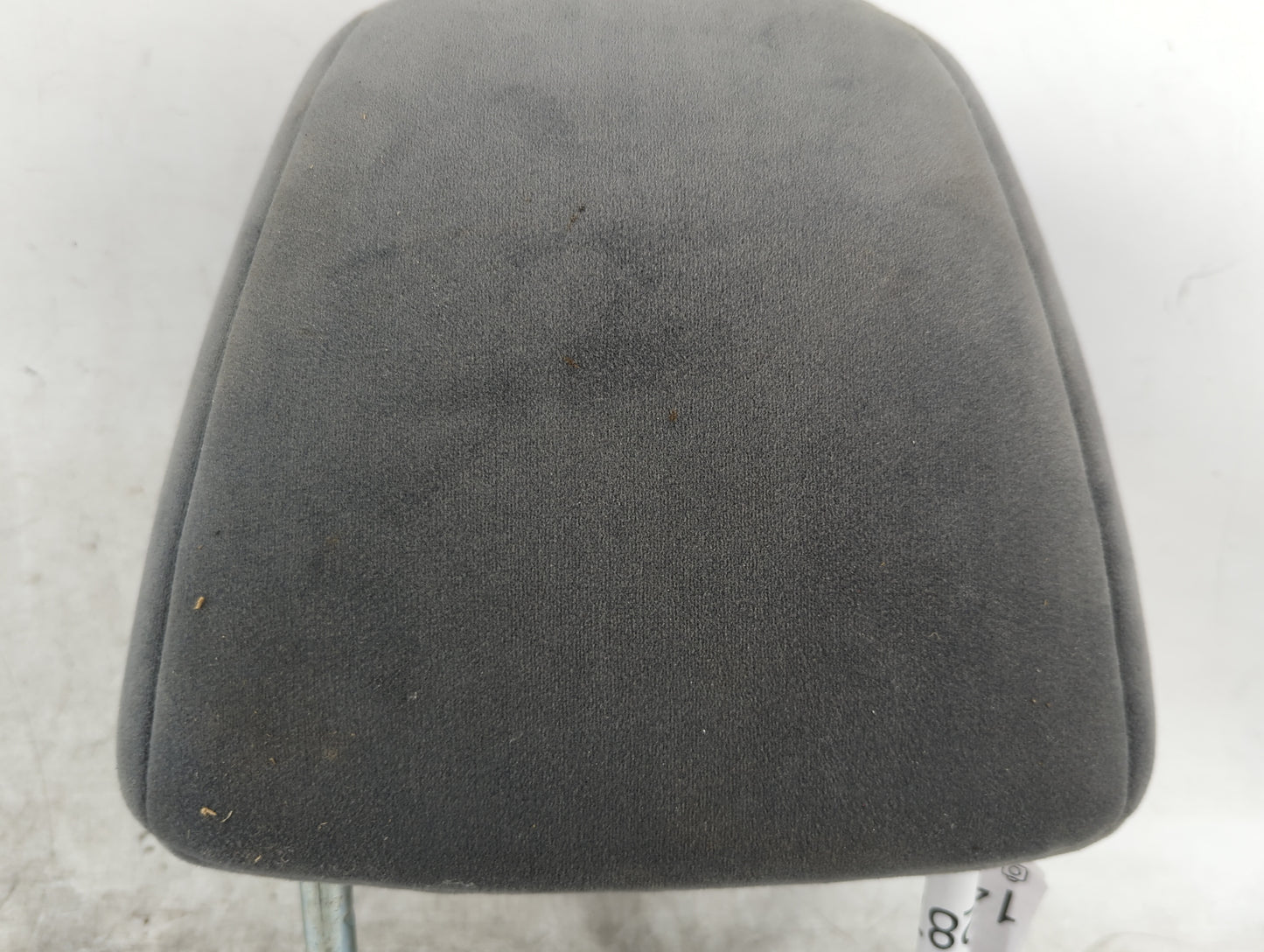 2005-2007 Honda Accord Headrest Head Rest Rear Seat Fits Fits 2005 2006 2007 OEM Used Auto Parts - Oemusedautoparts1.com