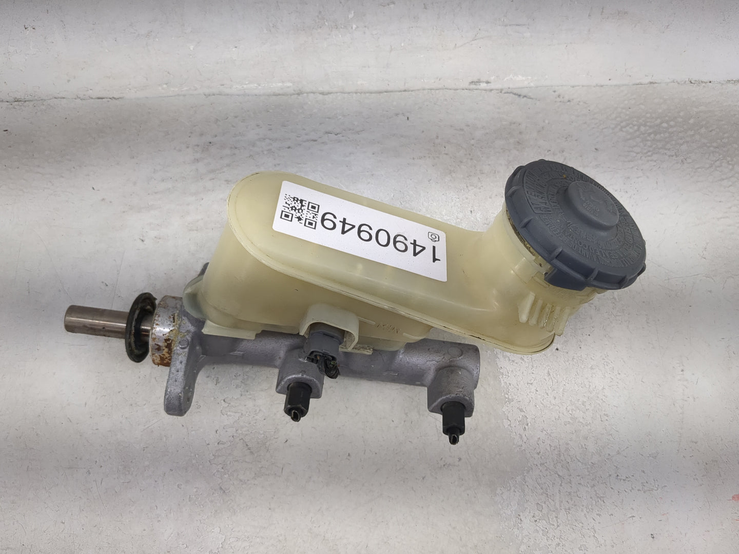 2005-2007 Honda Accord Brake Master Cylinder 1490949 - Oemusedautoparts1.com