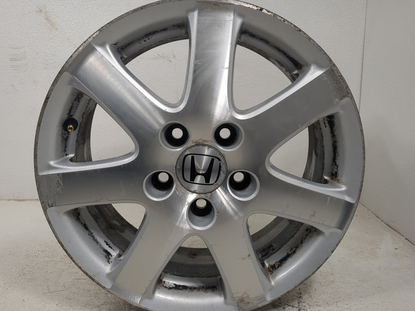 2004-2005 Honda Accord Oem Wheel Rim - Oemusedautoparts1.com