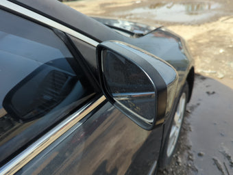 compare product 2003-2007 Honda Accord Passenger Side View Mirror - Right Door Mirror OEM Used