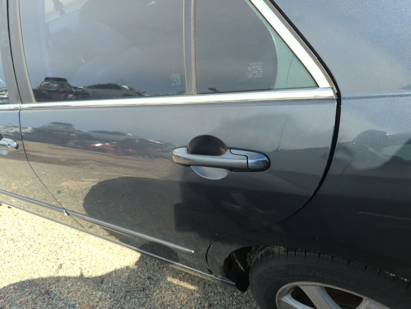 2003-2007 Honda Accord Driver Rear Door Oem 5004228 - Oemusedautoparts1.com