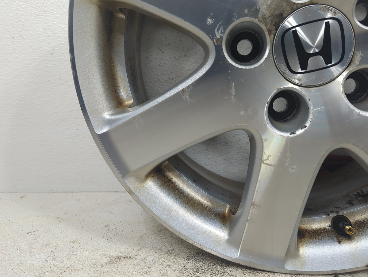 2004-2005 Honda Accord Oem Wheel Rim 5043359 - Oemusedautoparts1.com