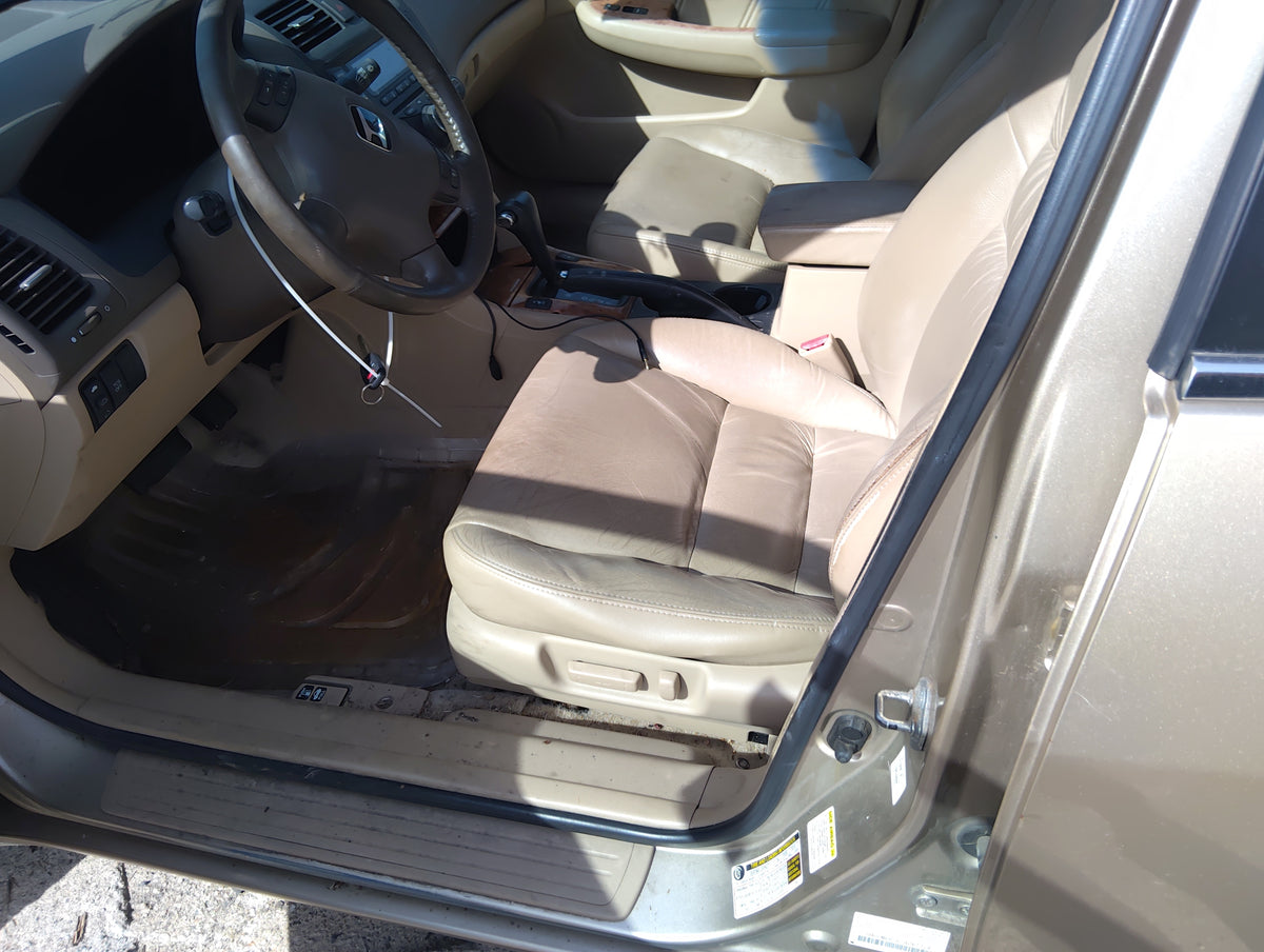 2005-2007 Honda Accord Driver Front Seat Oem 5047727 - Oemusedautoparts1.com