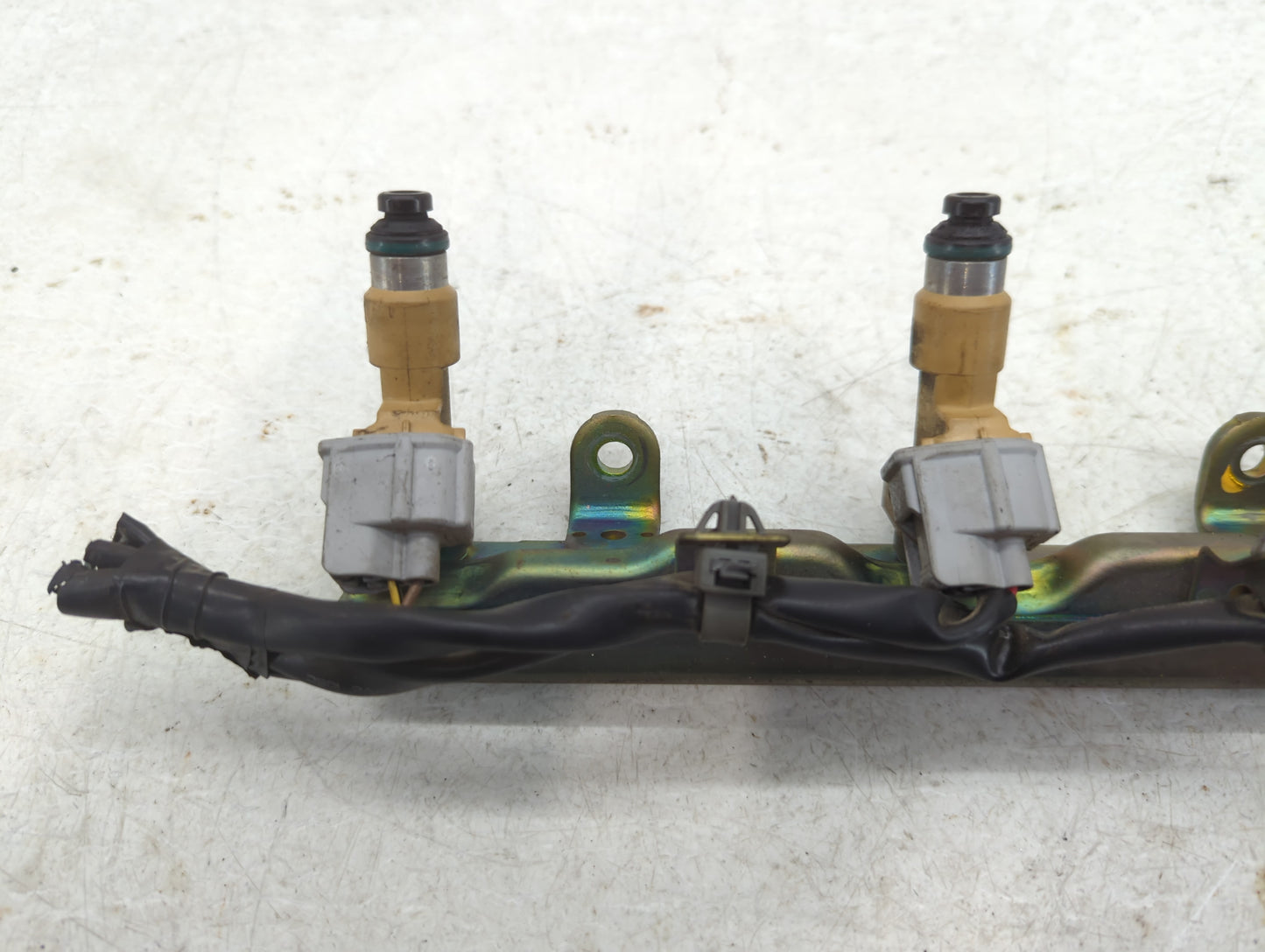 2005 Honda Accord Fuel Injectors P/N:TG12 CJA Fits OEM Used Auto Parts - Oemusedautoparts1.com