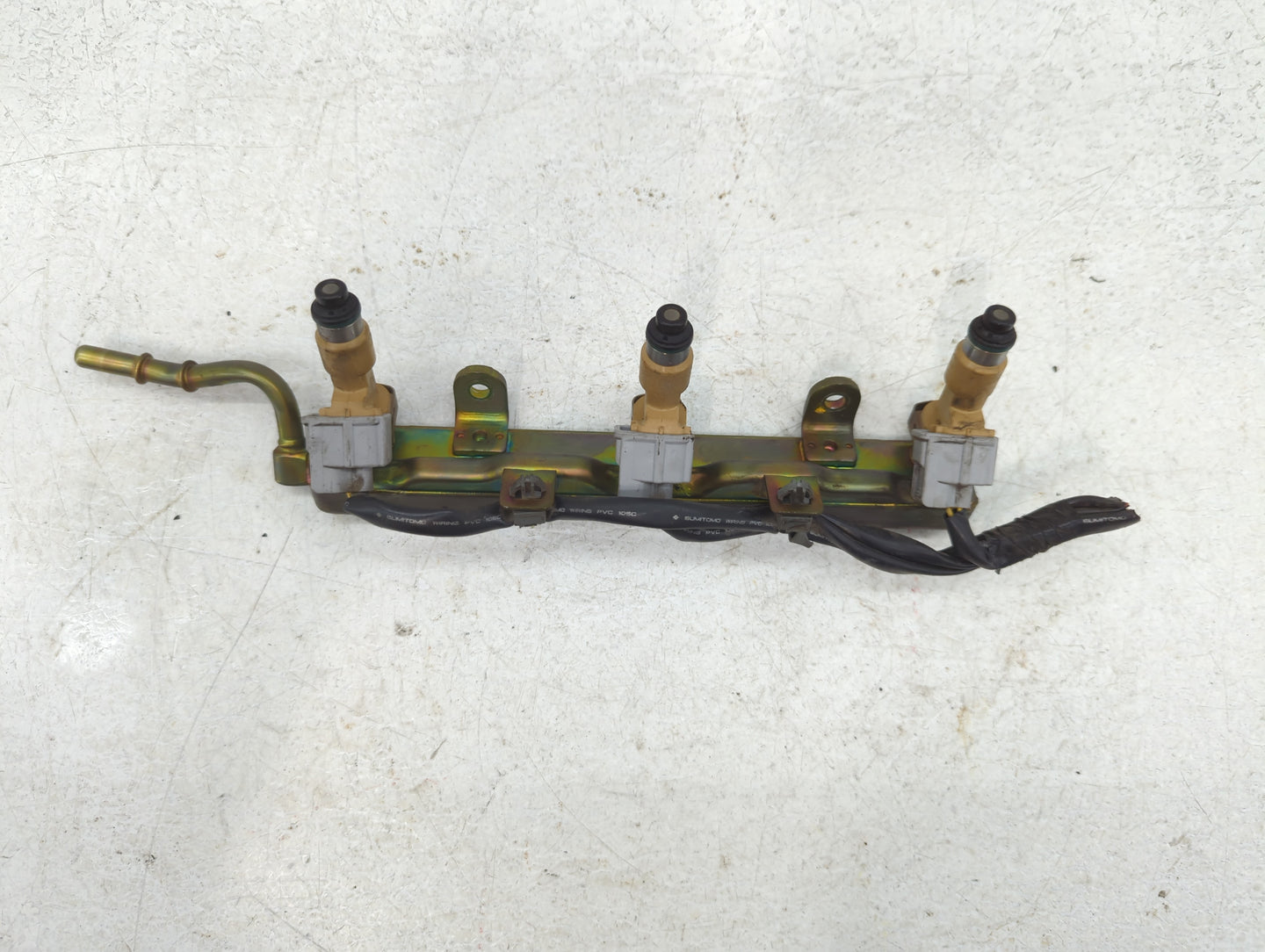 2005 Honda Accord Fuel Injectors P/N:B5707 Fits OEM Used Auto Parts - Oemusedautoparts1.com