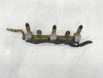 compare product 2005 Honda Accord Fuel Injectors P/N:B5707 Fits OEM Used Auto Parts