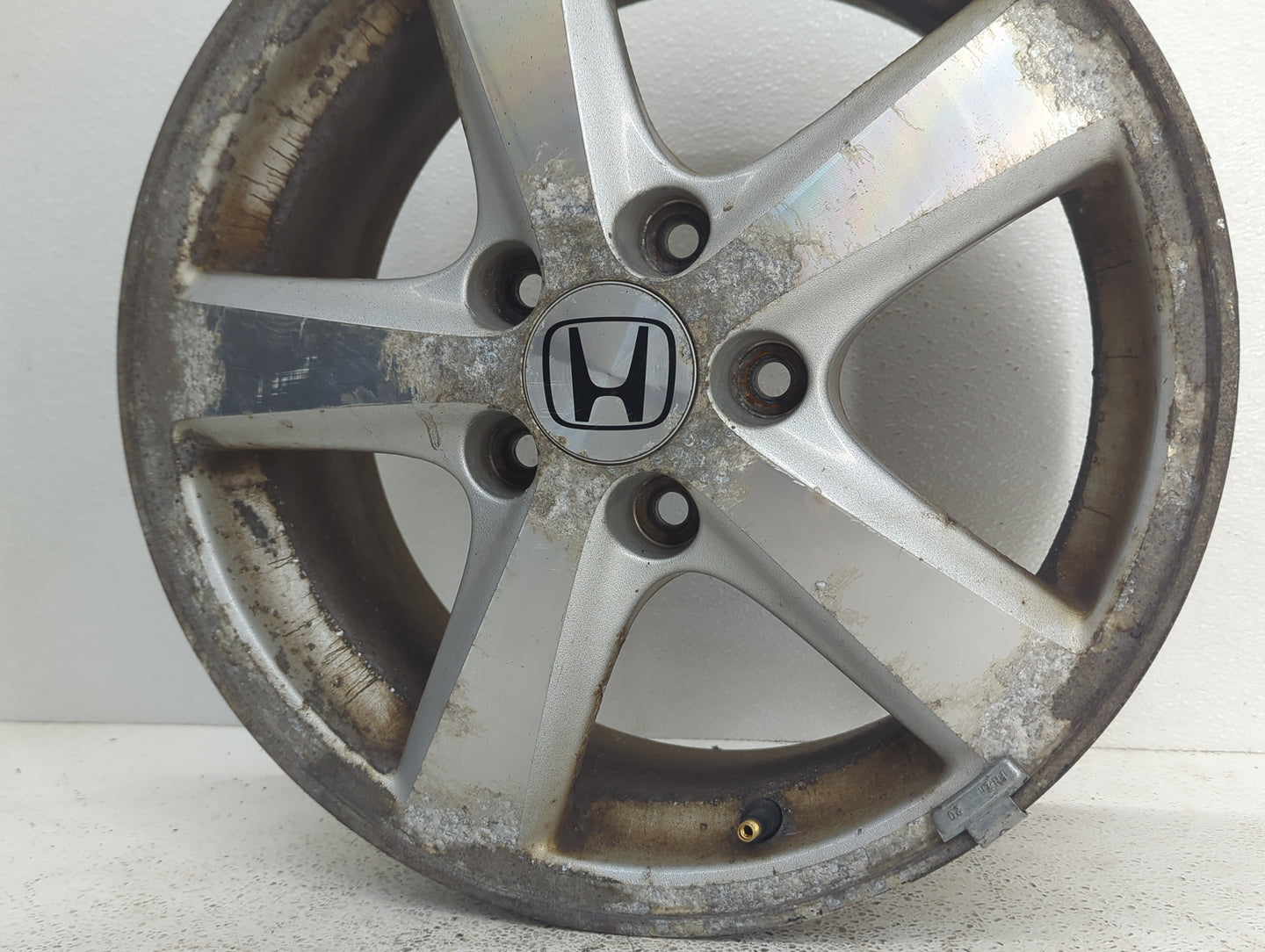 2003-2005 Honda Accord Oem Wheel Rim 823182 - Oemusedautoparts1.com