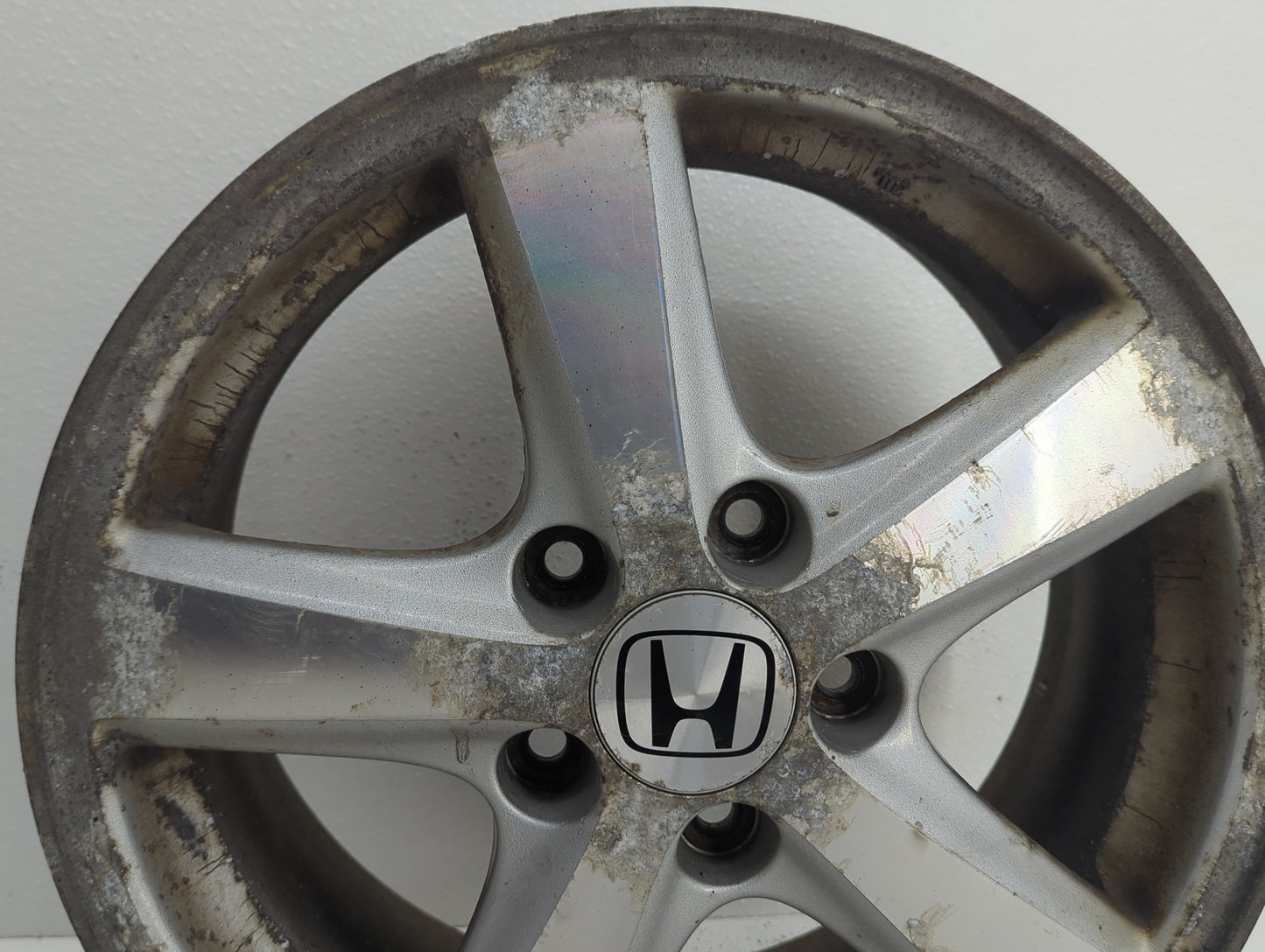 2003-2005 Honda Accord Oem Wheel Rim 823182 - Oemusedautoparts1.com