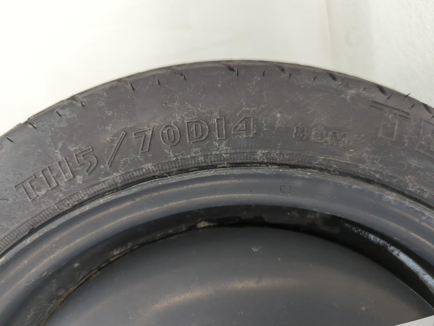 2002-2005 Honda Civic Spare Donut Tire Wheel Rim Oem - Oemusedautoparts1.com