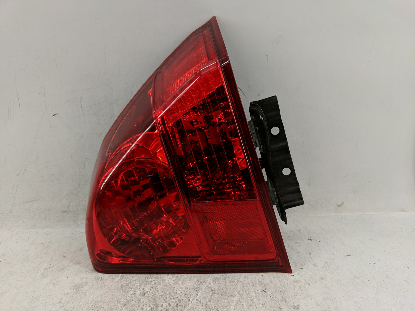 2005 Honda Civic Tail Light Assembly Passenger Right OEM Fits OEM Used Auto Parts - Oemusedautoparts1.com
