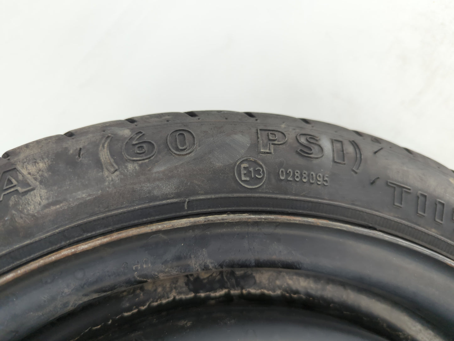 2002-2005 Honda Civic Spare Donut Tire Wheel Rim Oem - Oemusedautoparts1.com