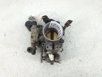 2003-2005 Honda Civic Throttle Body Fits Fits 2003 2004 2005 OEM Used Auto Parts - Oemusedautoparts1.com