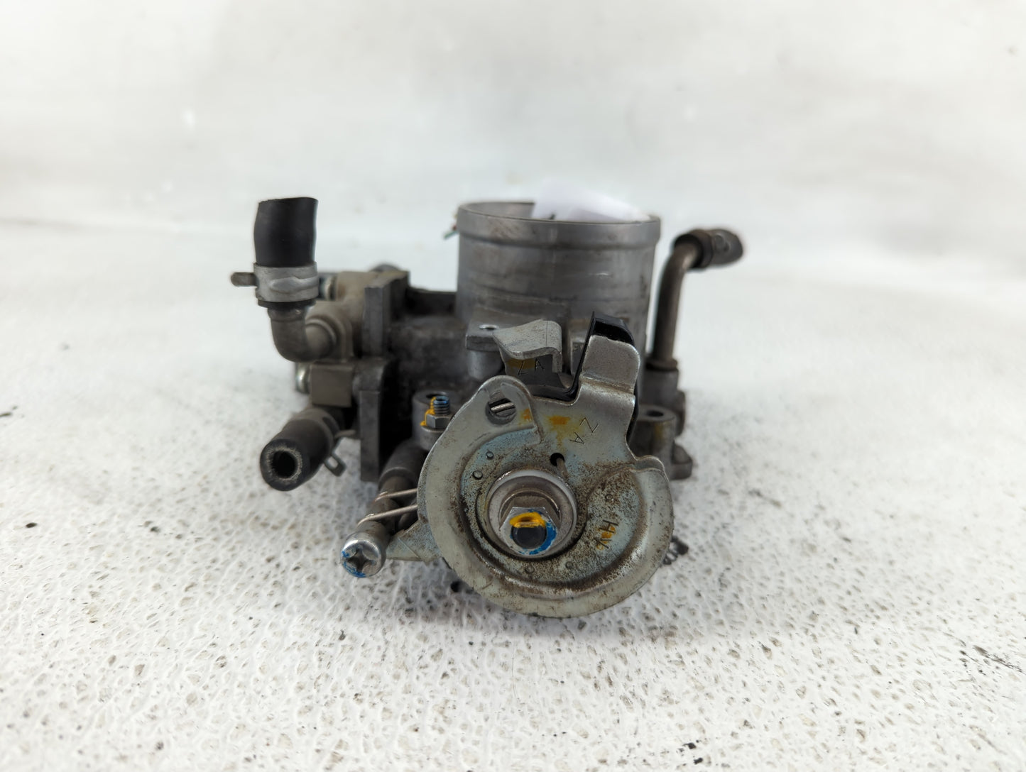 2003-2005 Honda Civic Throttle Body Fits Fits 2003 2004 2005 OEM Used Auto Parts - Oemusedautoparts1.com