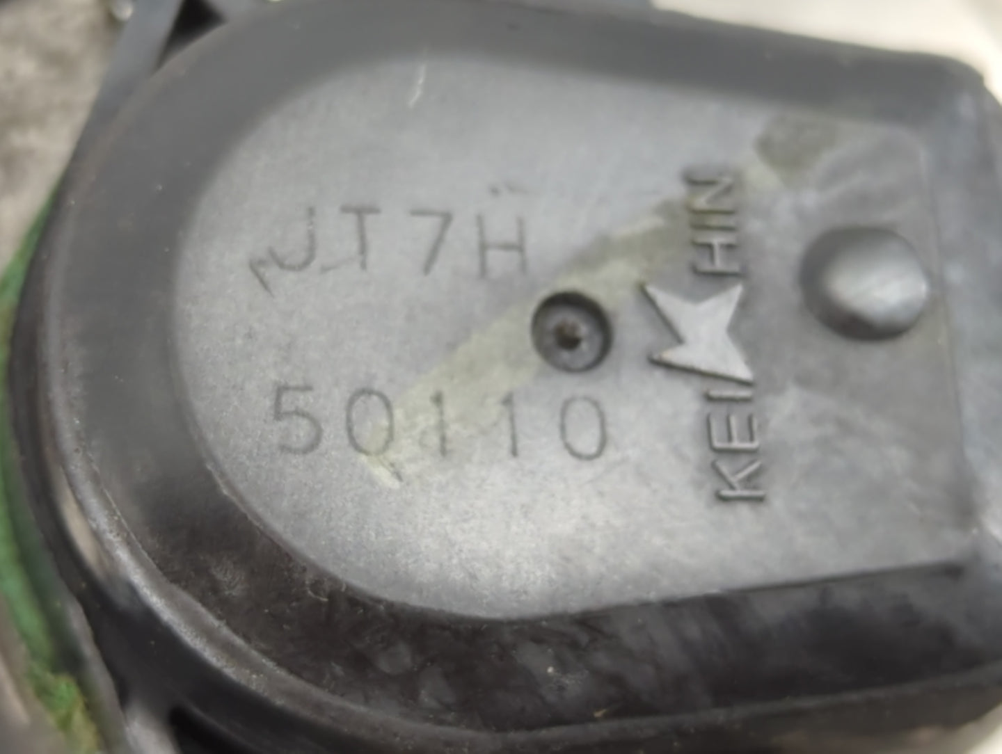2003-2005 Honda Civic Throttle Body Fits Fits 2003 2004 2005 OEM Used Auto Parts - Oemusedautoparts1.com