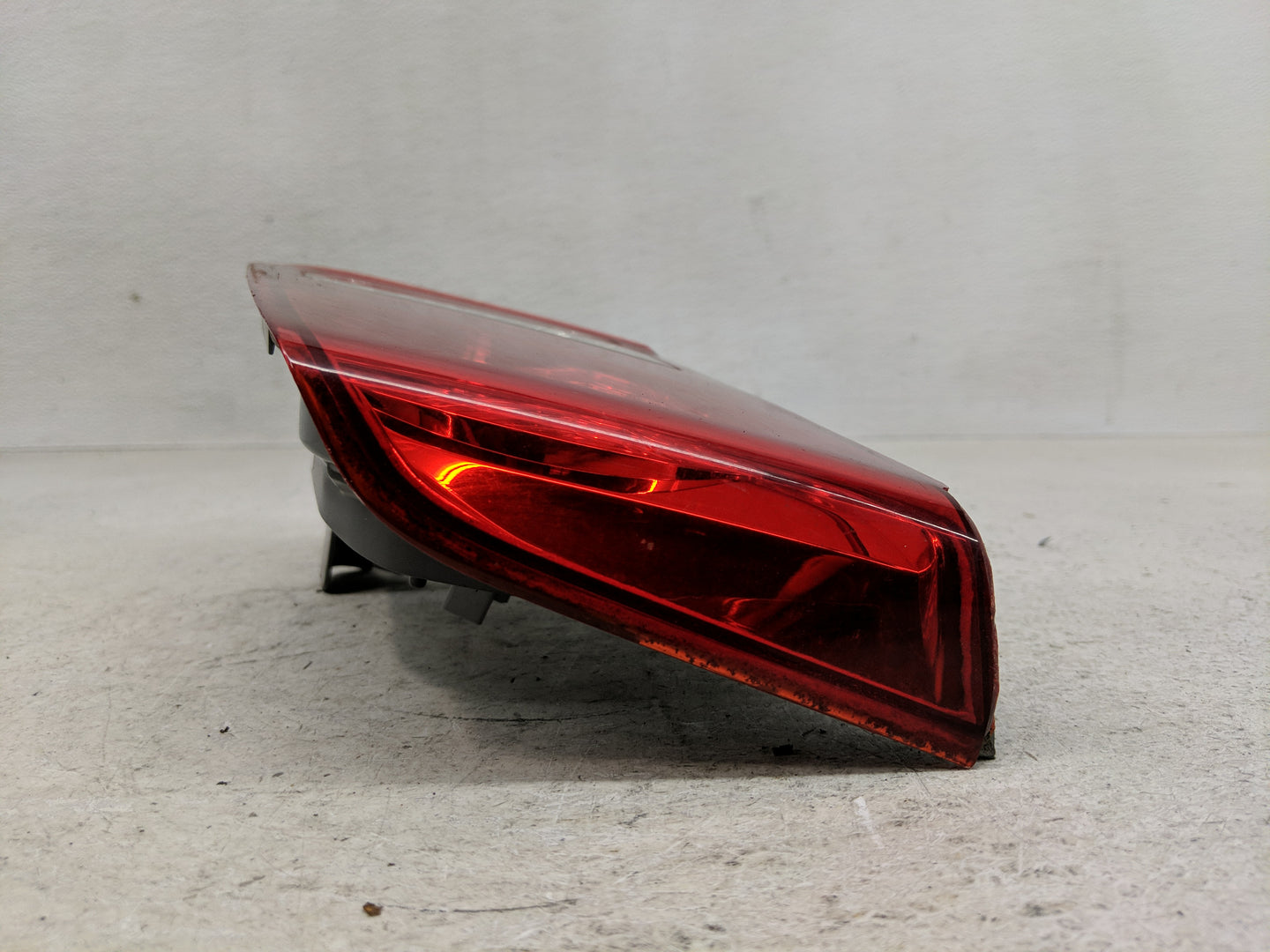 2003-2005 Honda Civic Tail Light Assembly Passenger Right OEM Fits Fits 2003 2004 2005 OEM Used Auto Parts - Oemusedautopart