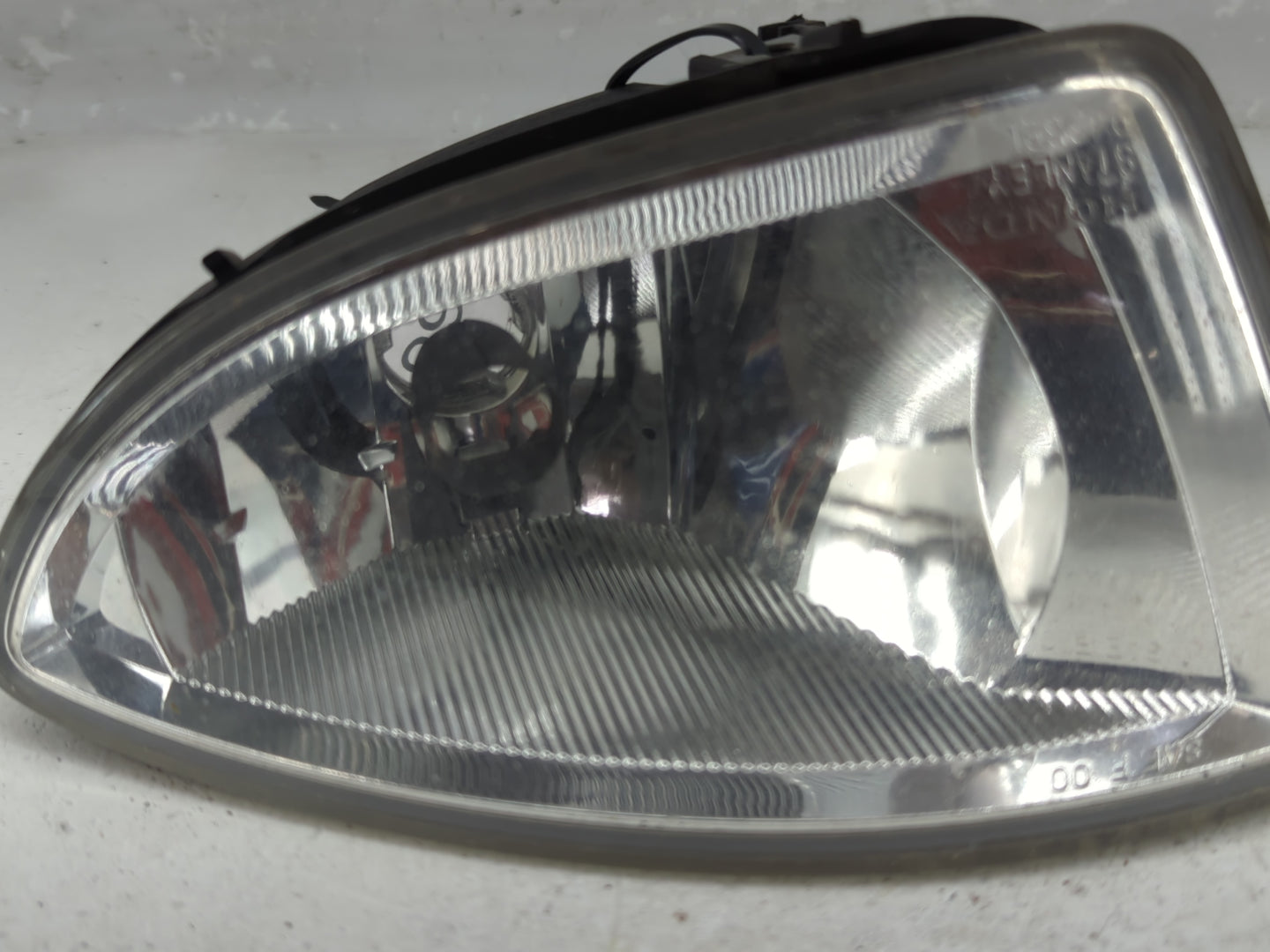 2004-2005 Honda Civic Driver Left Oem Front Light Lamp - Oemusedautoparts1.com