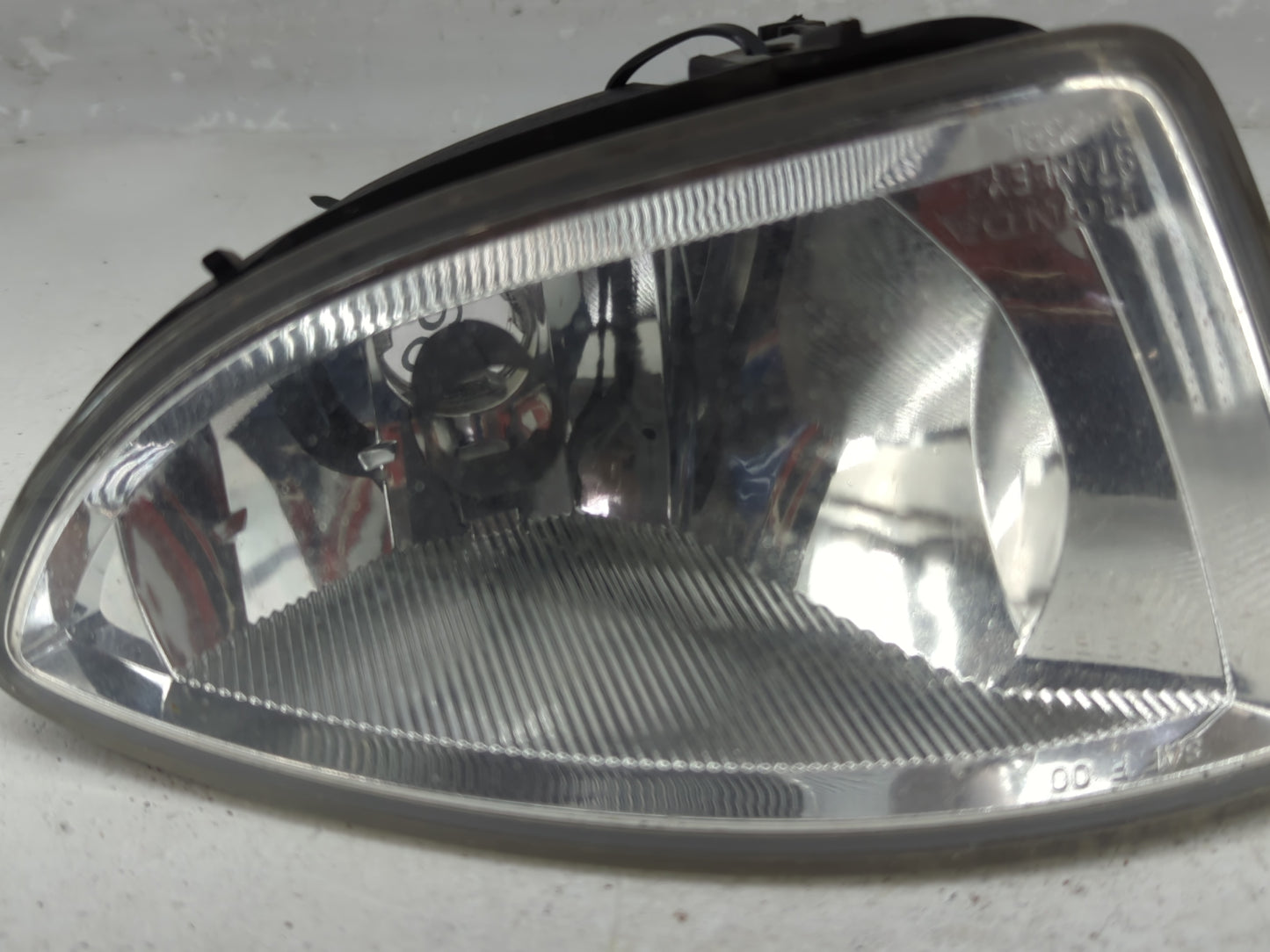 2004-2005 Honda Civic Driver Left Oem Front Light Lamp - Oemusedautoparts1.com