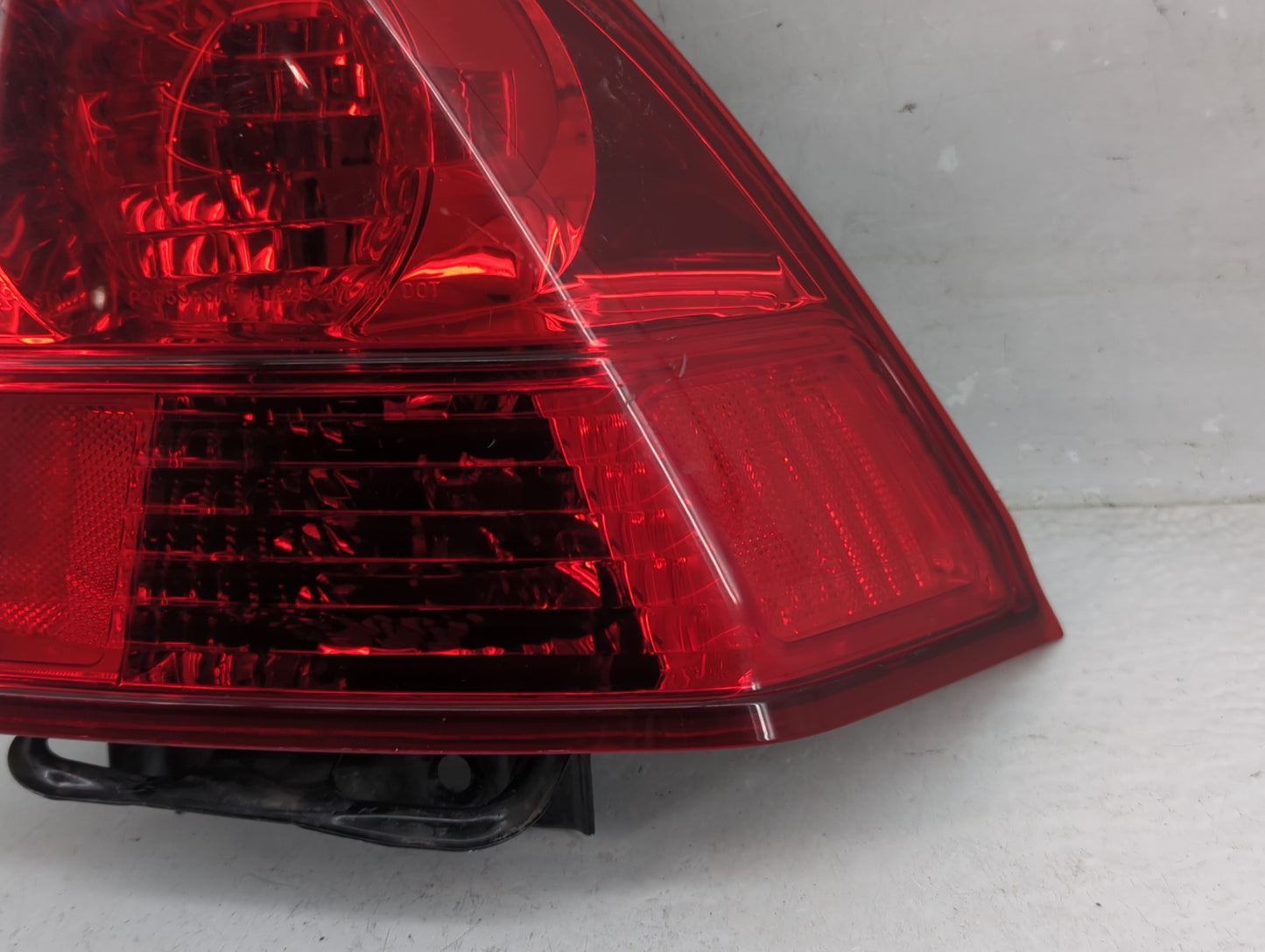 2003-2005 Honda Civic Tail Light Assembly Passenger Right OEM Fits Fits 2003 2004 2005 OEM Used Auto Parts - Oemusedautopart