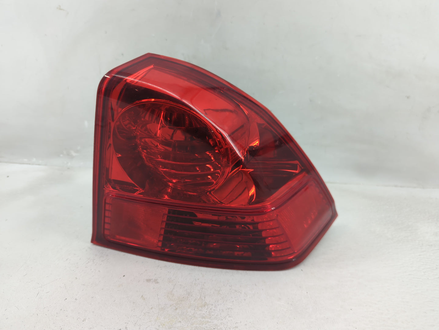 2003-2005 Honda Civic Tail Light Assembly Passenger Right OEM Fits Fits 2003 2004 2005 OEM Used Auto Parts - Oemusedautopart