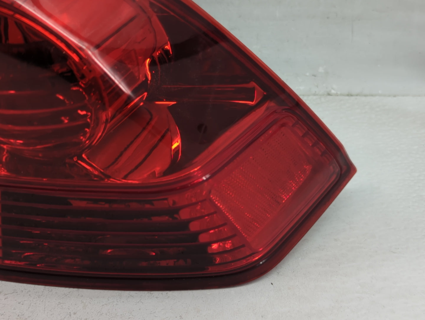 2003-2005 Honda Civic Tail Light Assembly Passenger Right OEM Fits Fits 2003 2004 2005 OEM Used Auto Parts - Oemusedautopart