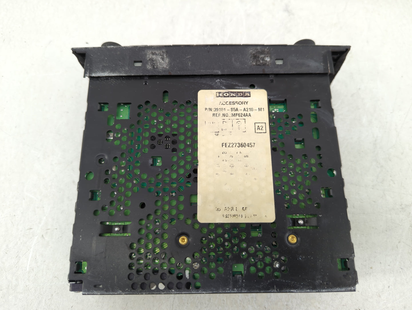 2004-2005 Honda Civic Radio AM FM Cd Player Receiver Replacement P/N:39101-S5A-A210-M1 Fits Fits 2004 2005 OEM Used Auto Par