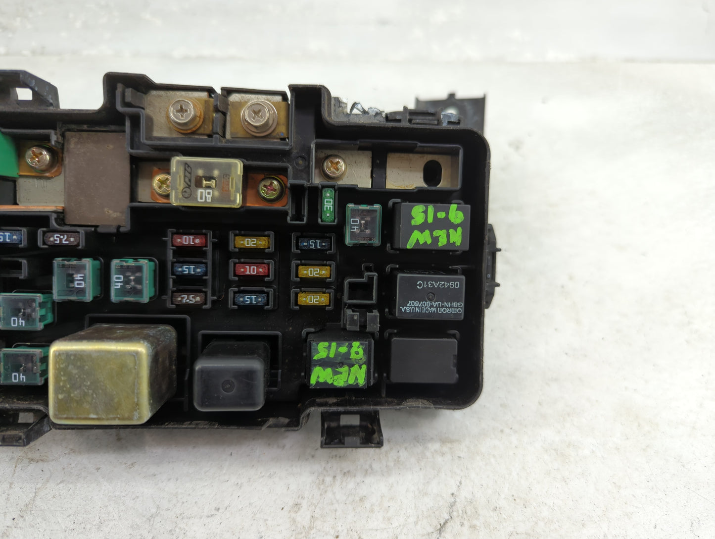2001-2005 Honda Civic Fusebox Fuse Box Panel Relay Module P/N:S5P-A12 Fits Fits 2001 2002 2003 2004 2005 OEM Used Auto Parts