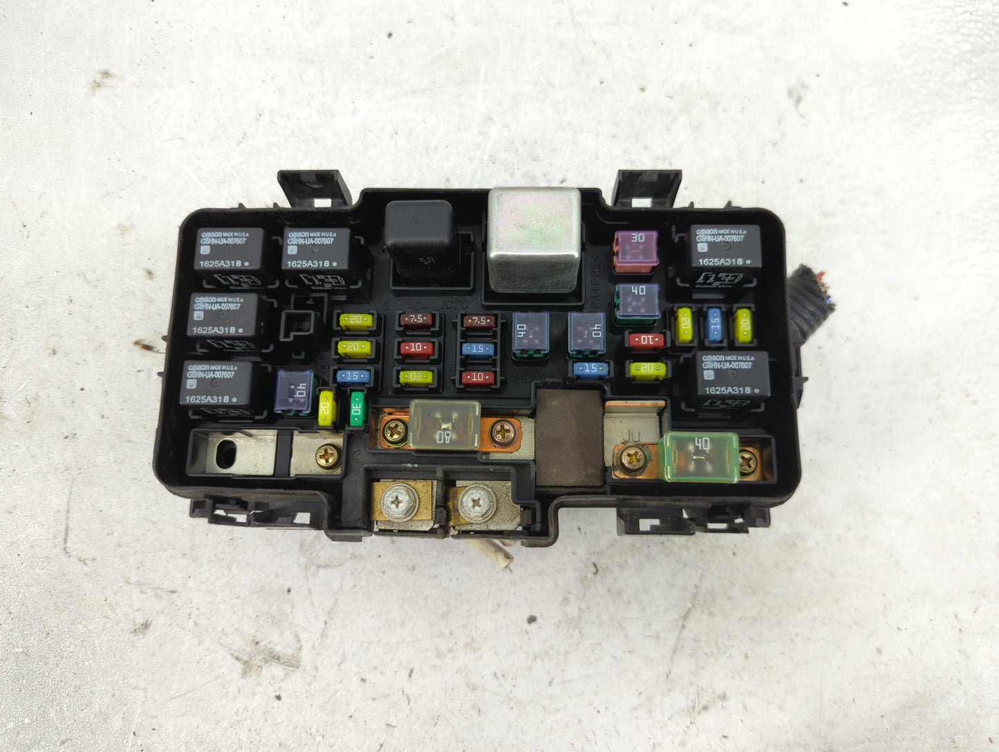 2005 Honda Civic Fusebox Fuse Box Panel Relay Module P/N:38250-S5A-A12 S5A-A12 Fits OEM Used Auto Parts - Oemusedautoparts1.